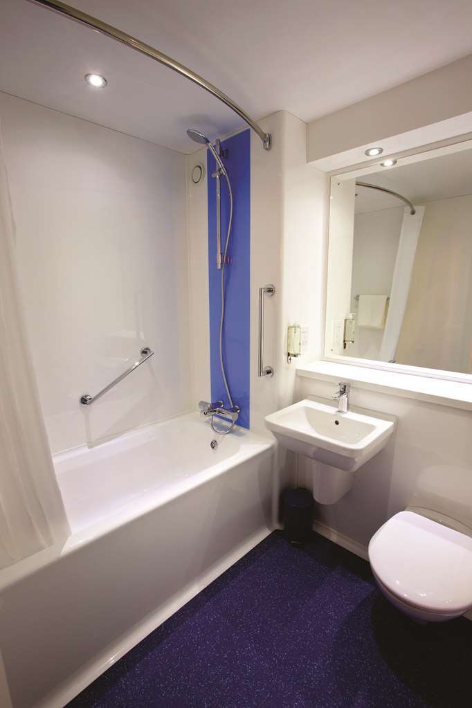 แทรเวลลอดจ์ ลัดโลว์ วูฟเฟอร์ตัน Hotel ลุดโลว์ ห้อง รูปภาพ